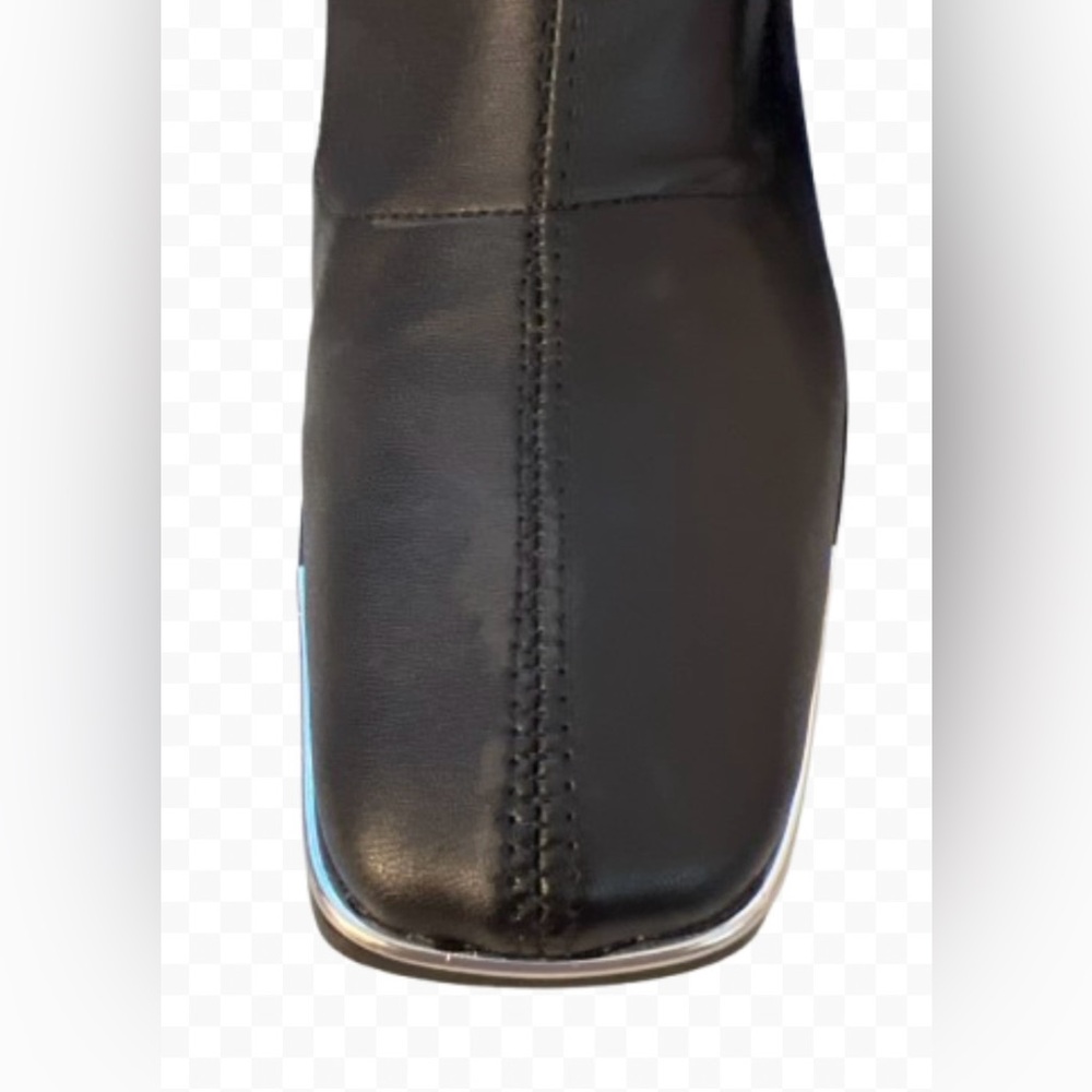 PrettyLittleThing Pull On PU Leather Boots Silver Cap Square Toe Heel NIB Sz 9 - Picture 2 of 7
